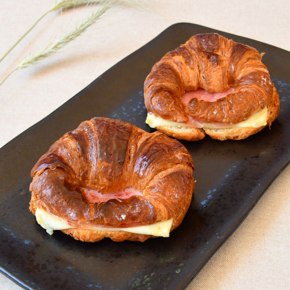 Cruasán jamón york y queso